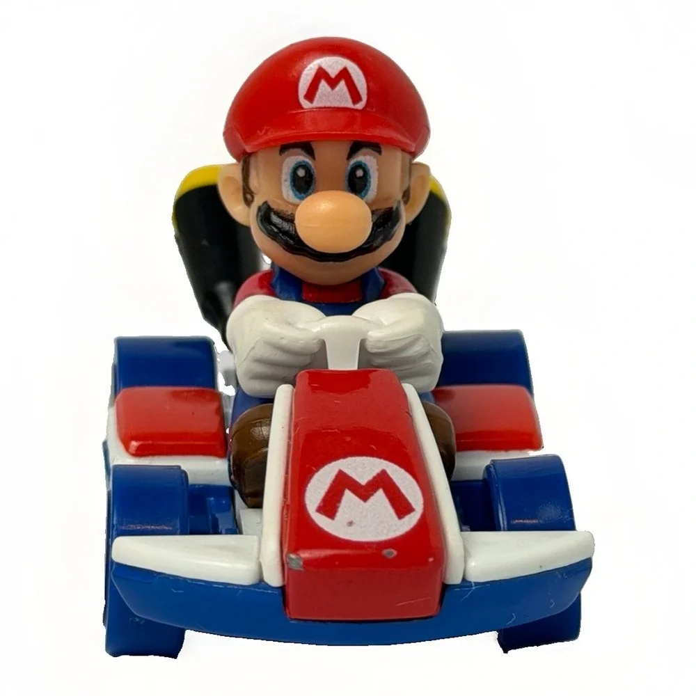 Hot Wheels Mario Kart Mario Standard Kart Die-Cast Car – 2018 Mattel Blue Wheels